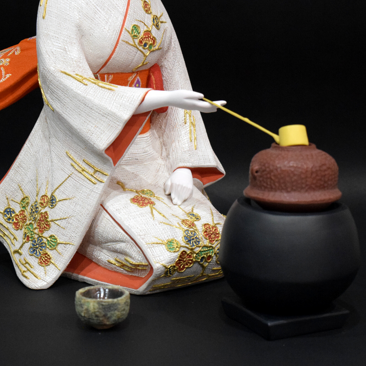 Tencha(Making tea) - Hakata Doll
