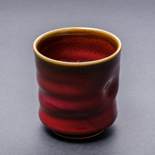 辰砂天目変形湯呑(赤)
